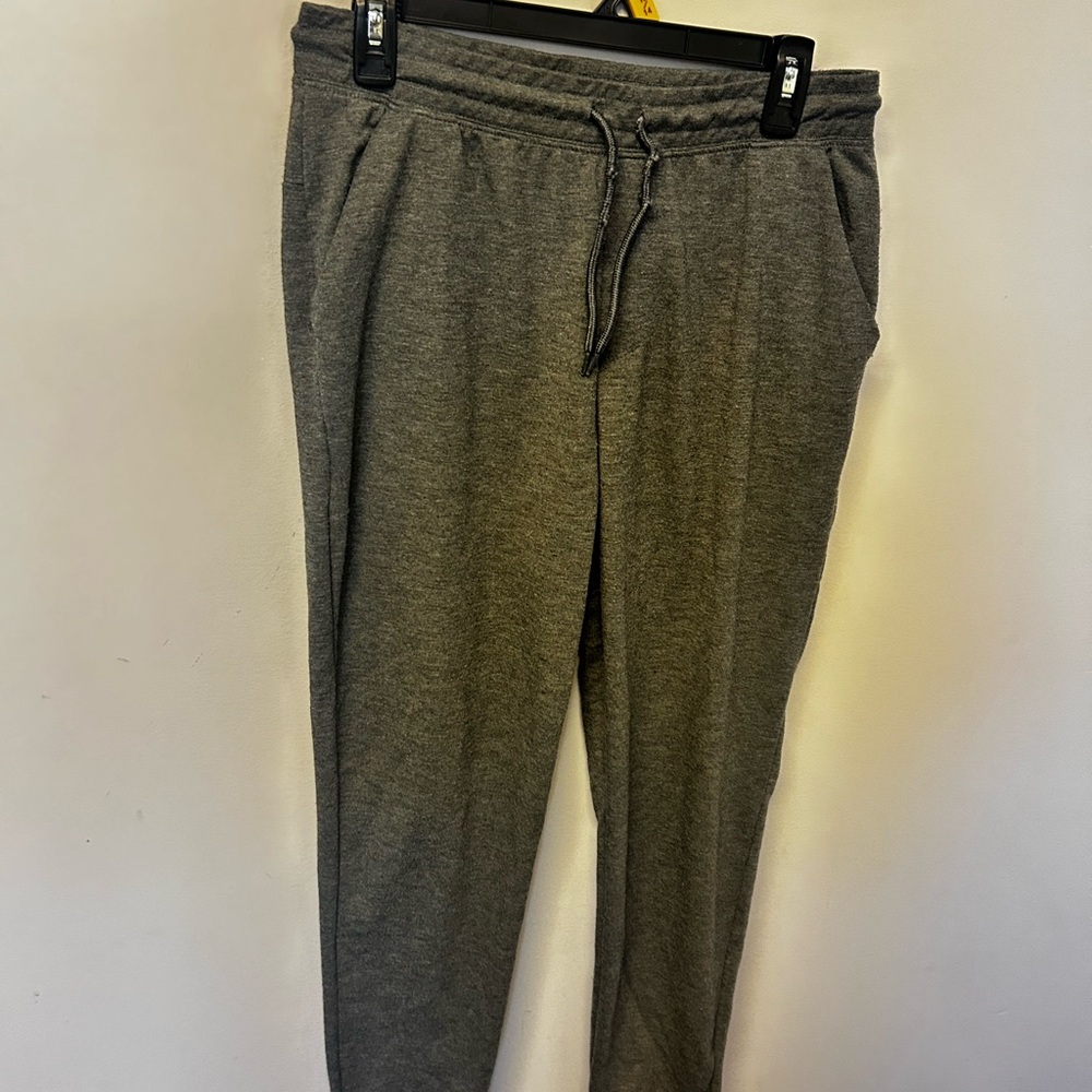 H&M Gray Sweatpants with Tapered Leg and Elastic Waistband